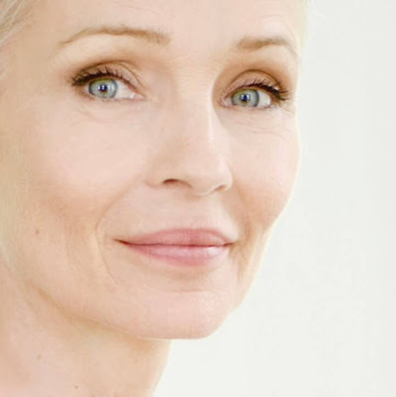 Meet your Posher, Laur - Picture 1 of 1